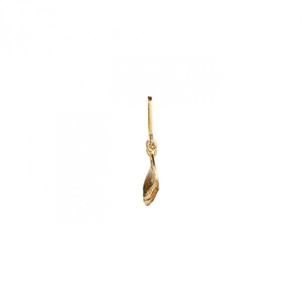 Stine A Dancing Three Ile De LAmour Behind Ear 1221-02-S