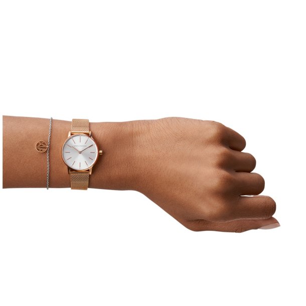 Armani Exchange Lola Gavest AX7121