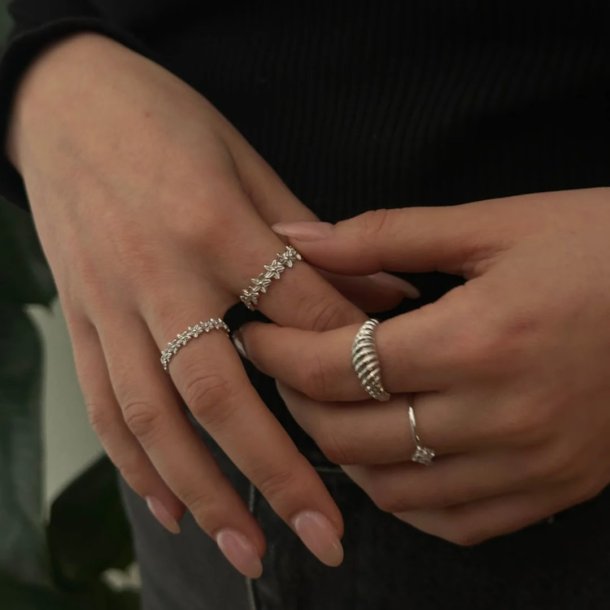 Izabel Camille Rosalina ring a4183sws50