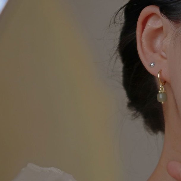 Donnatella reringe forgyldt hoops med grn agat