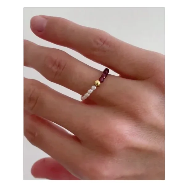 Hultquist Isabelle ring